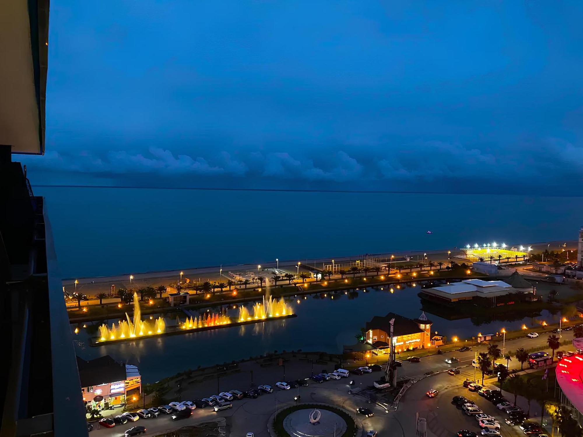 Orbi Panoramic Aparthotel Batoemi Buitenkant foto