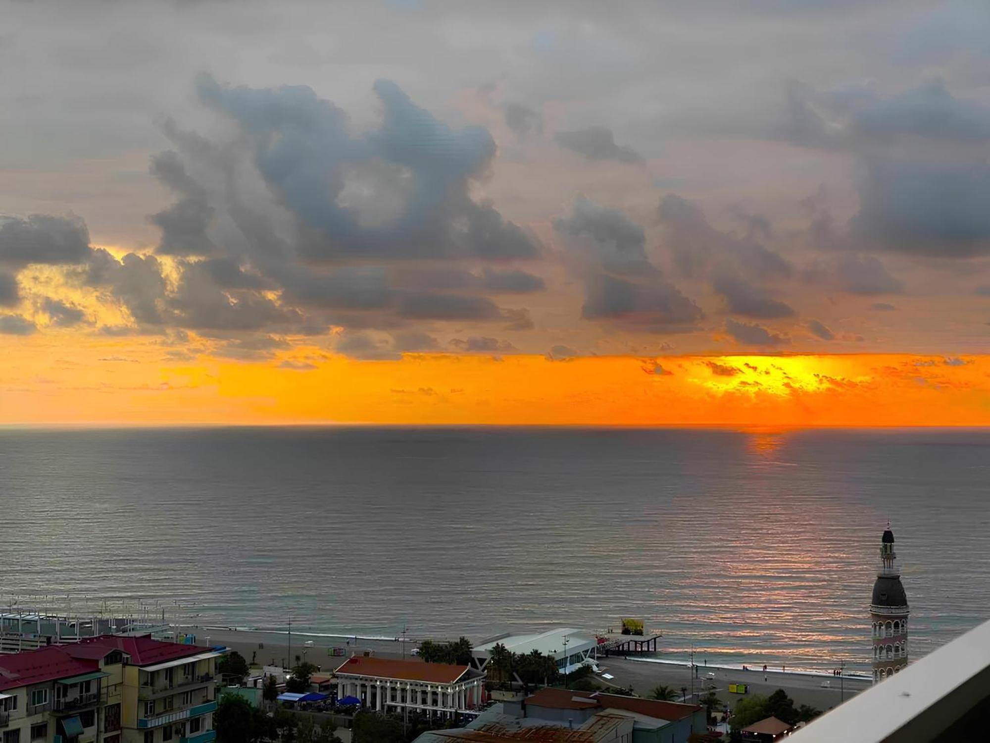 Orbi Panoramic Aparthotel Batoemi Buitenkant foto